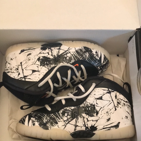 Hi. Im selling my toddler foamposites sizes from 9c and 10c - Picture 3 of 12